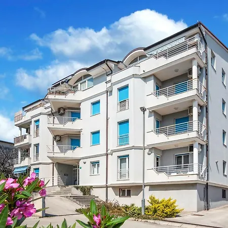 Apartman Lungomare Pula